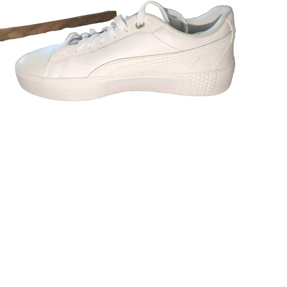 Size 11W - PUMA Smash Platform V2 Triple White W, Please Read Description.